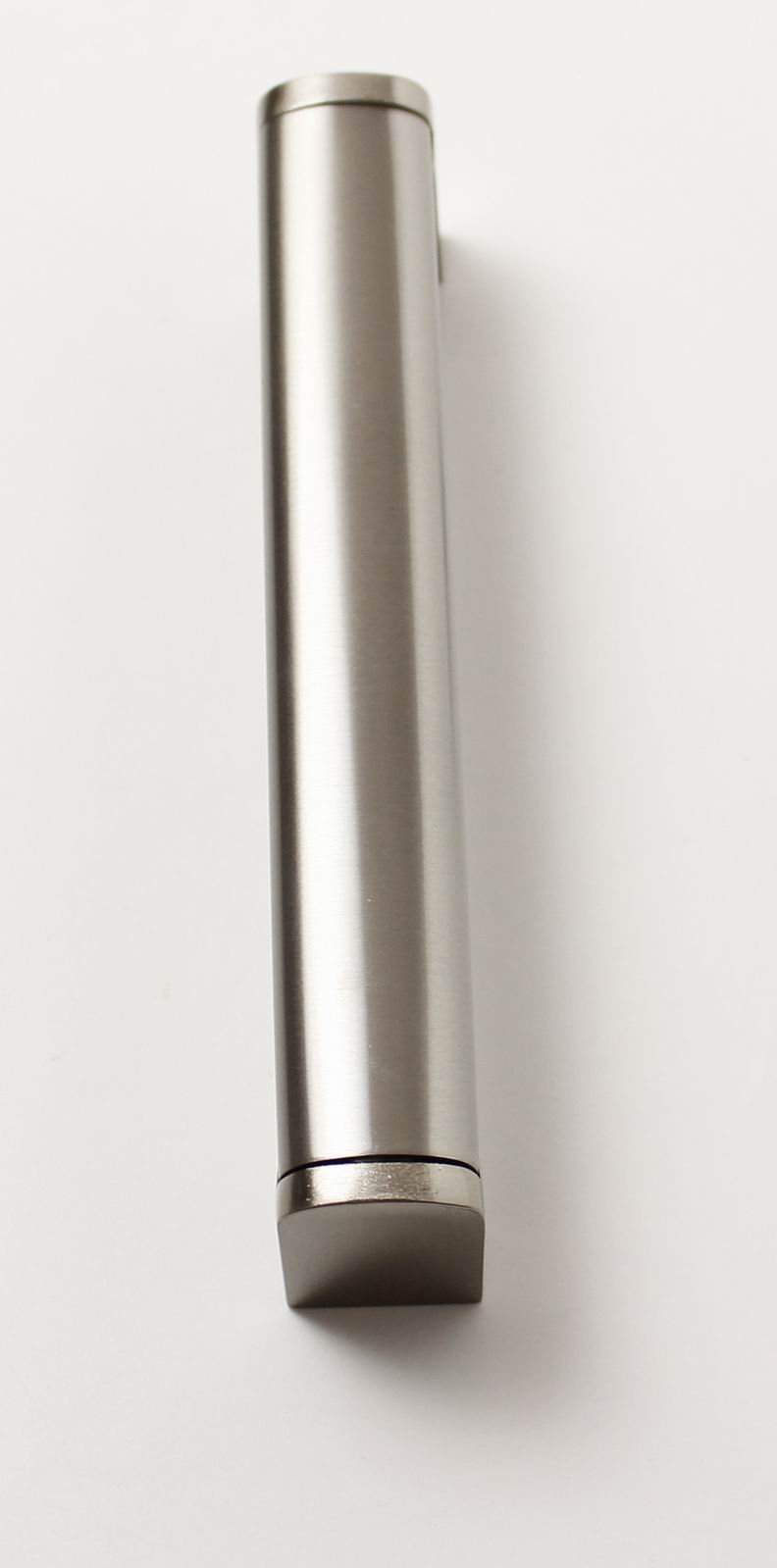 770391 úchytka rozteč 128mm nerez  RADKA