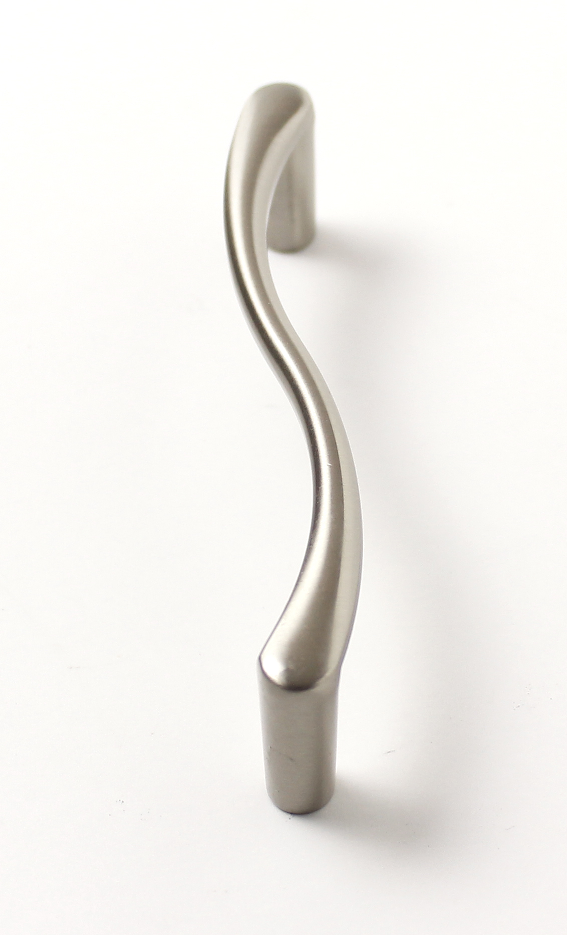 81001 úchytka rozteč 96mm nerez -vlnka