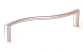 81001 úchytka rozteč 96mm nerez -vlnka