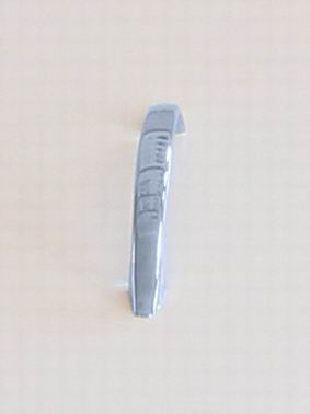 81006 úchytka kov rozteč 96mm stříbrná