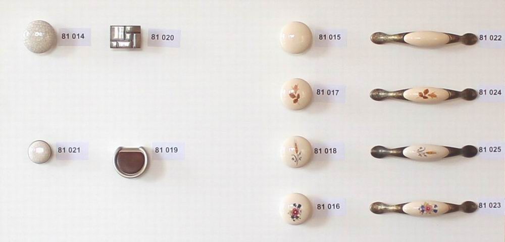 81020 knopka kov staromos. geom.tvary 36x26mm