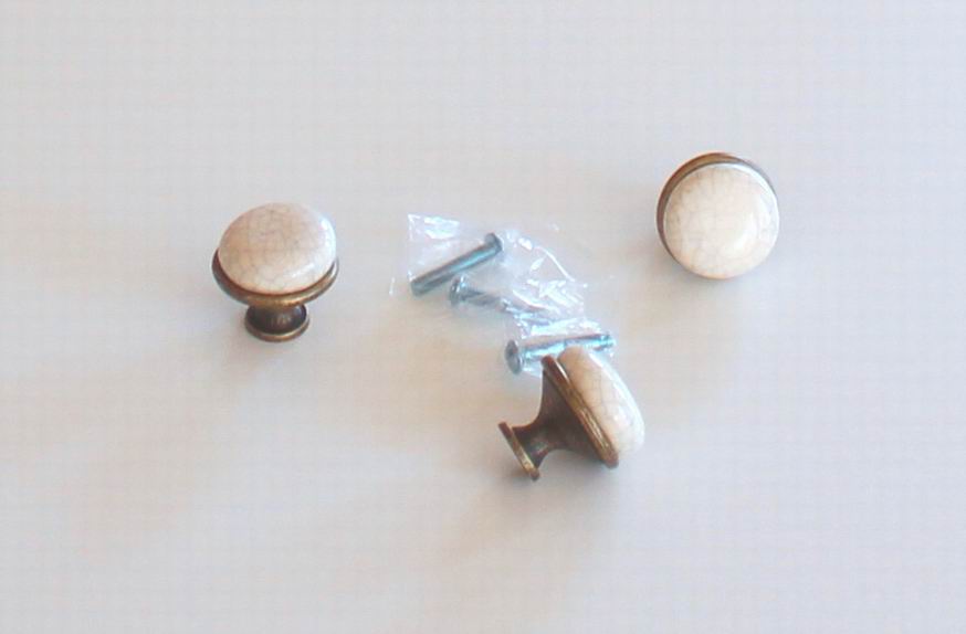 81021 knopka staromos. mramor prům. 28mm