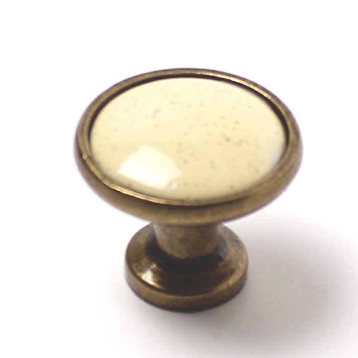 91026 knopka 30,5mm, porcelánová pepř