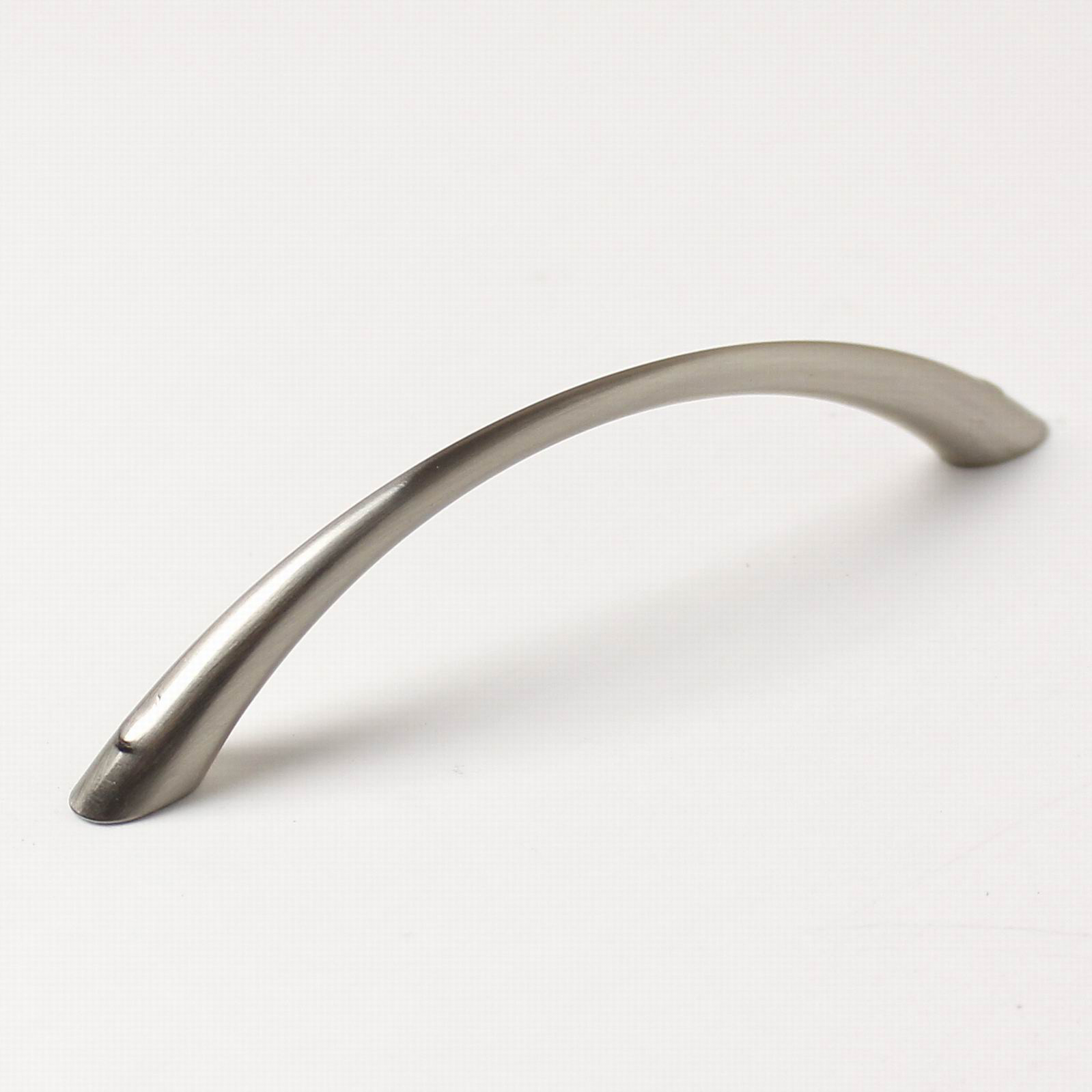 91157 úchytka rozteč 96mm NEREZ