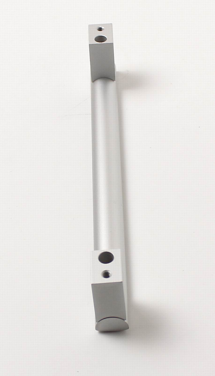 91410- úchytka 192mm hliník