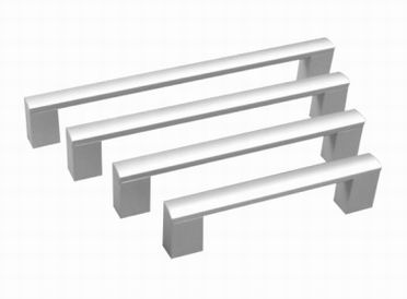 91415- úchytka 480mm hliník