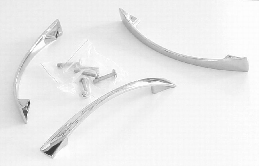 91419 úchytka U025 rozteč 128mm chrom lesk