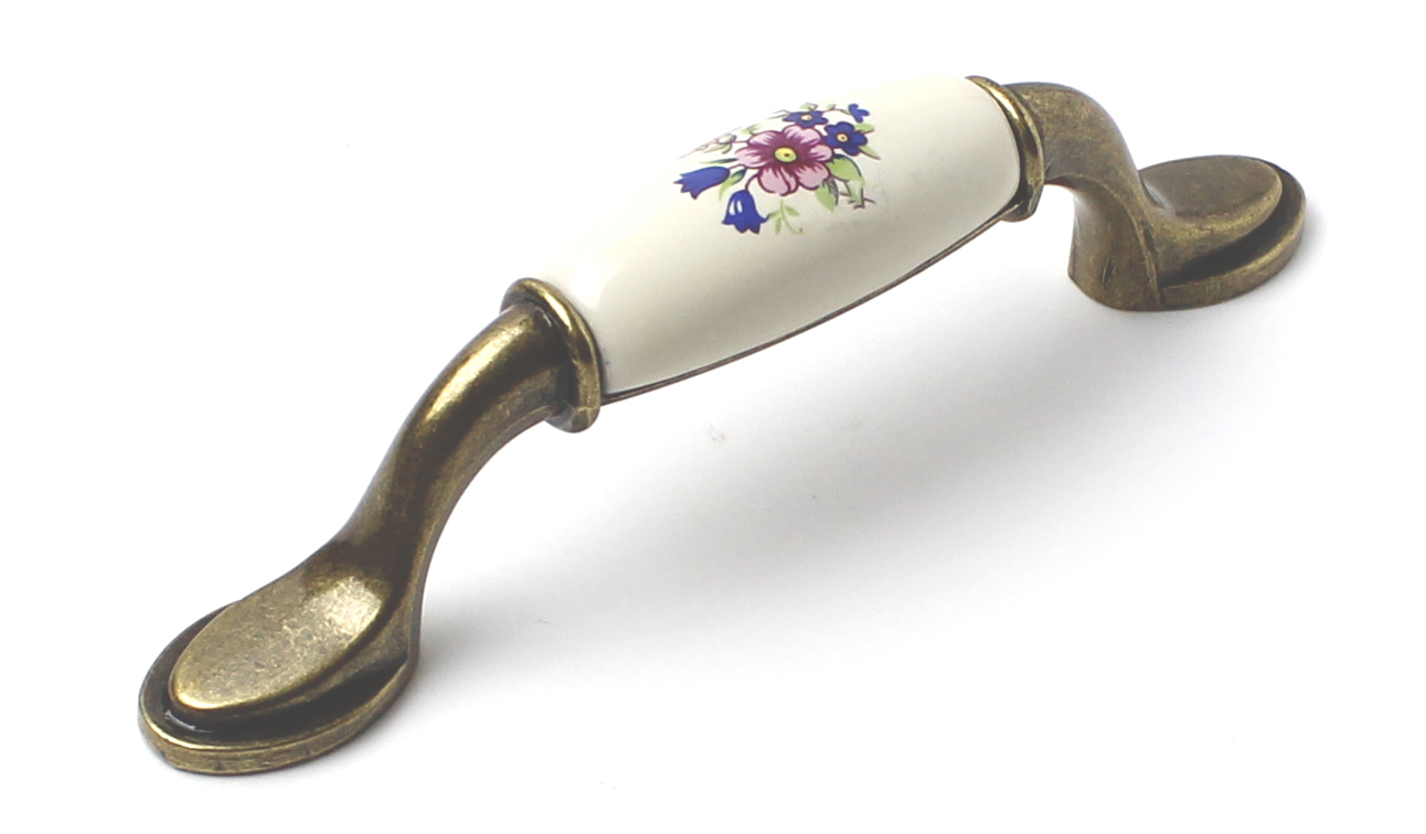91454- Úchyt 96mm porcelán kytka
