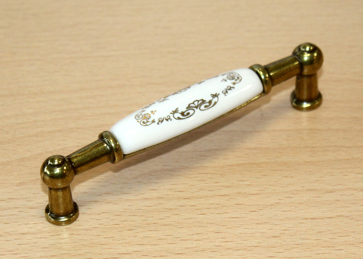 91465 úchytka rozteč 96mm staromos.-porcelán. MLK7