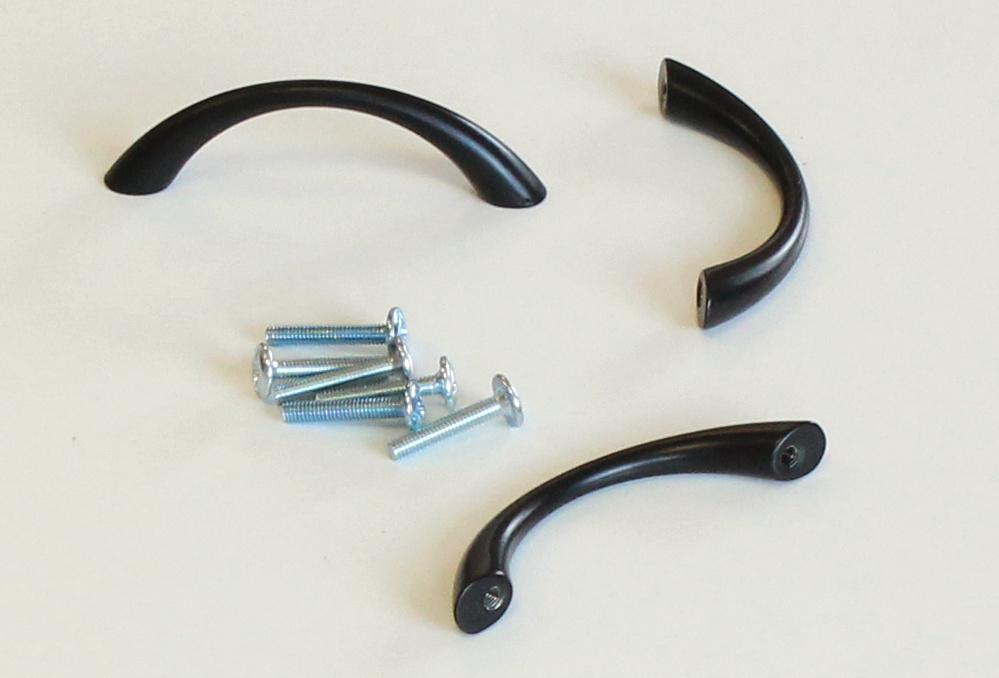UO1. Úchyt 64mm černý