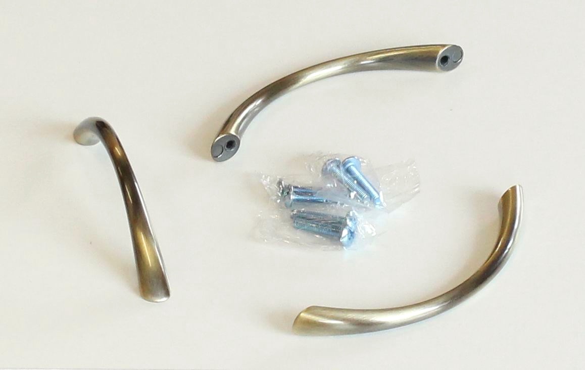 UO2. Úchyt 96mm staromosaz