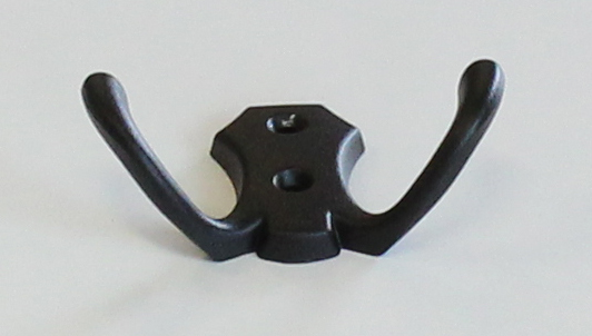 H2B háček dvojháček černý